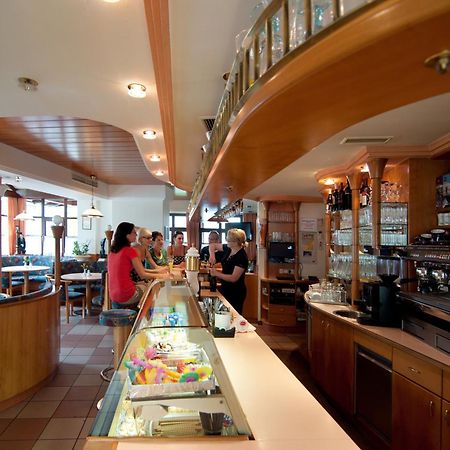 Restaurant - Cafe - Pension Hassler Berg im Drautal Exteriör bild