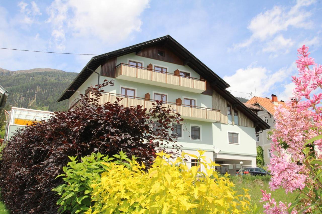 Restaurant - Cafe - Pension Hassler Berg im Drautal Exteriör bild