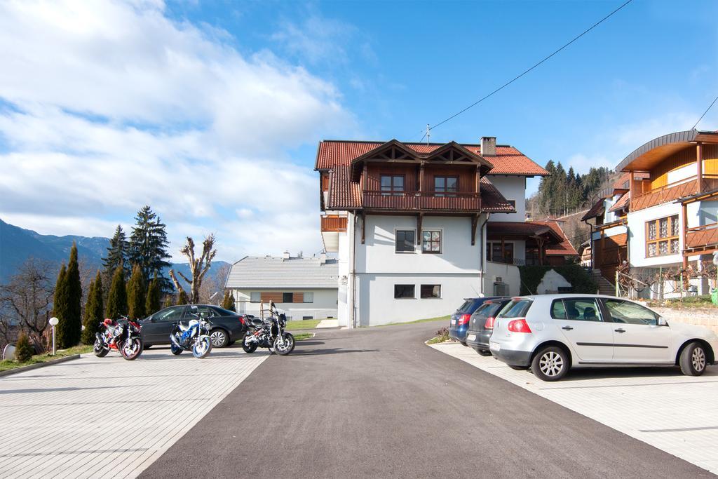 Restaurant - Cafe - Pension Hassler Berg im Drautal Exteriör bild