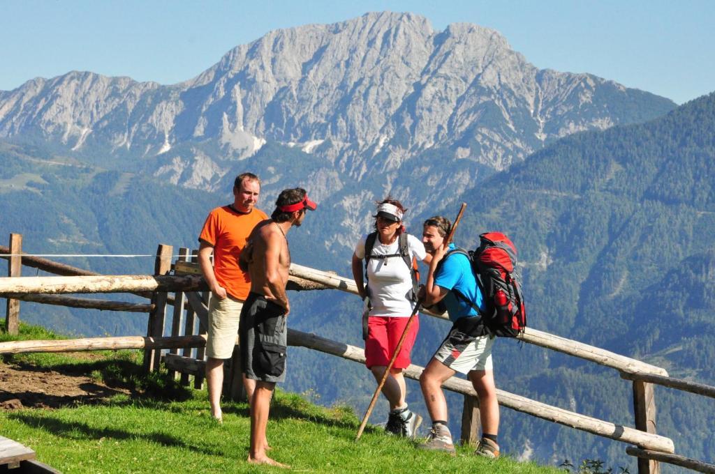 Restaurant - Cafe - Pension Hassler Berg im Drautal Exteriör bild