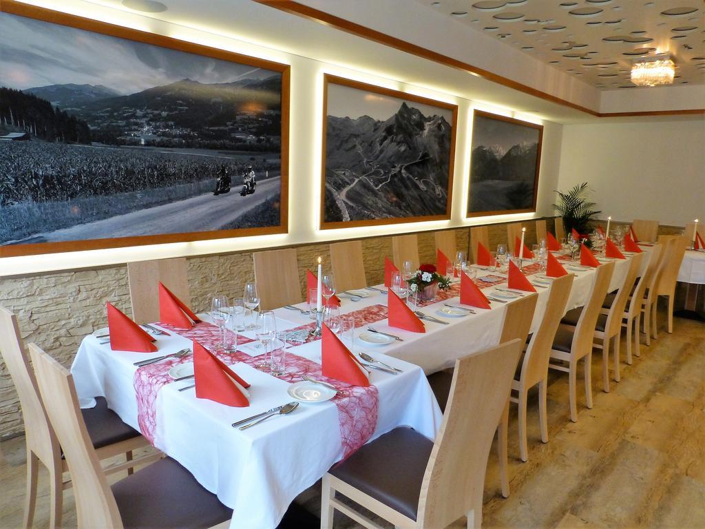 Restaurant - Cafe - Pension Hassler Berg im Drautal Exteriör bild